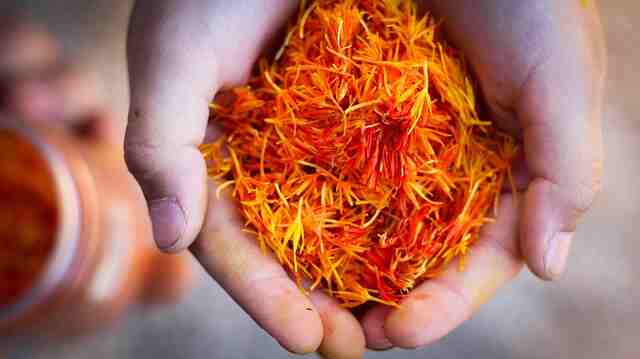 14 amazing  Health Benefits of Saffron